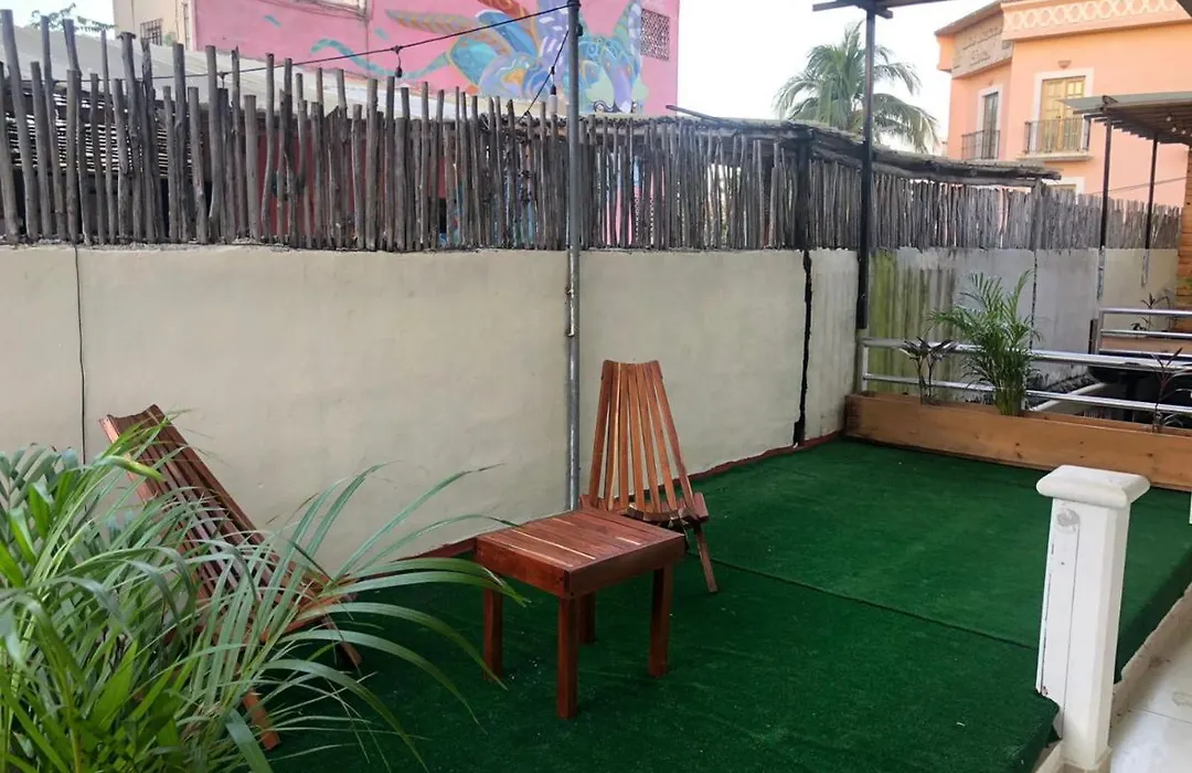 Hotel D'Atyi 10 Avenue-1